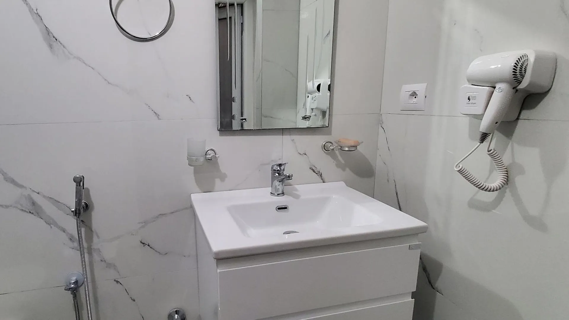 Apartment Olti'S Beach House Sarande