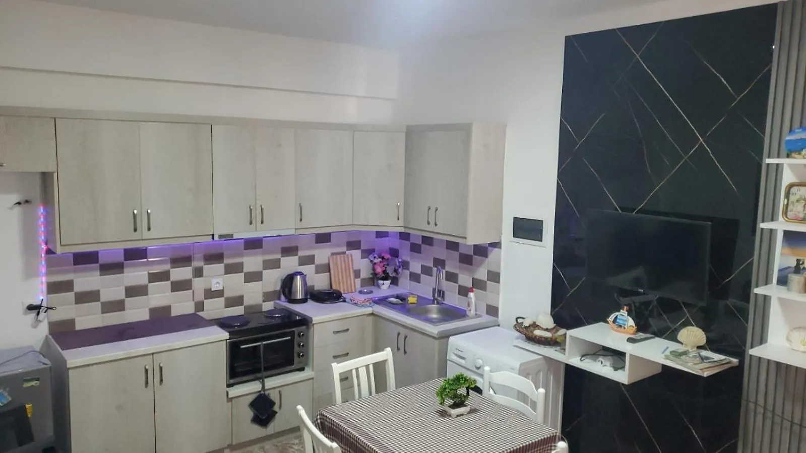 Olti'S Beach House Sarande Albania